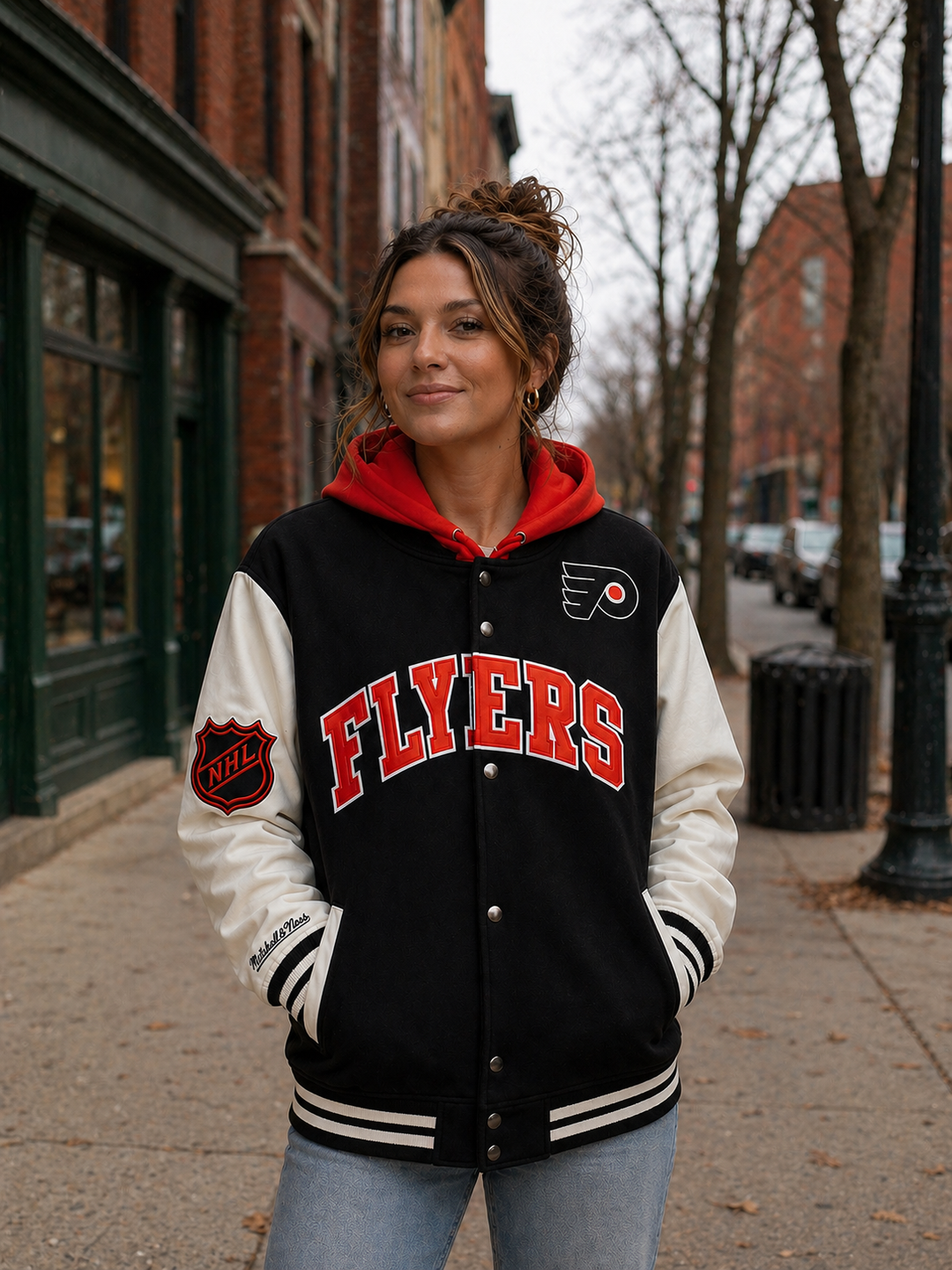 Philadelphia Flyers Embroidered Hooded Sweatshirt