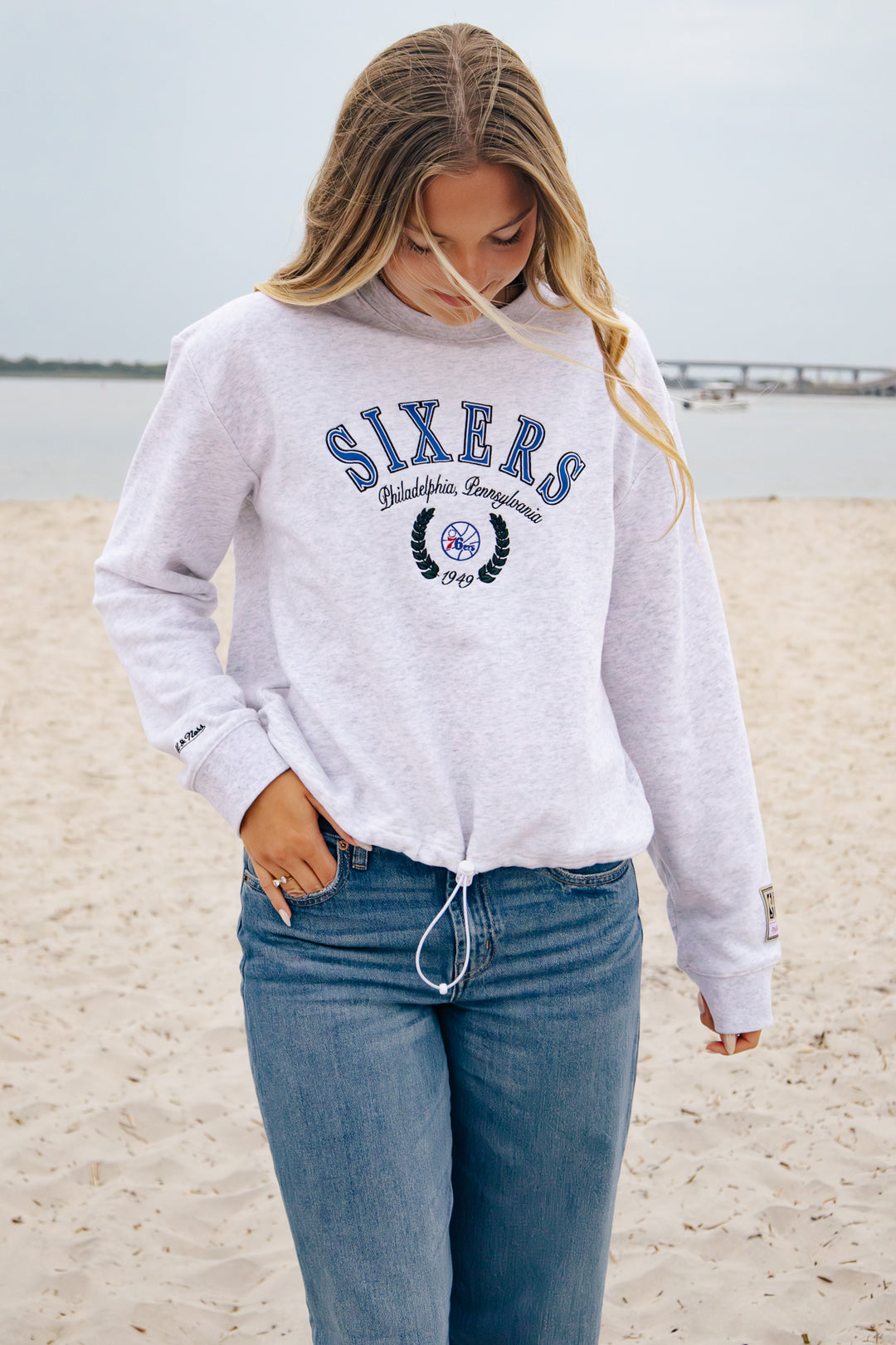 Philadelphia 76ers Crop Fleece Toggle Crewneck