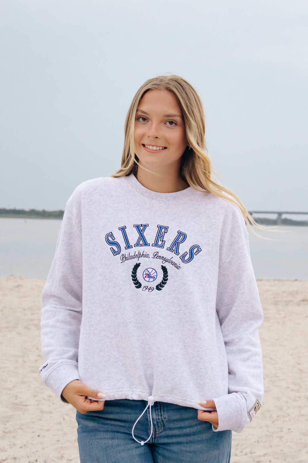 Philadelphia 76ers Crop Fleece Toggle Crewneck