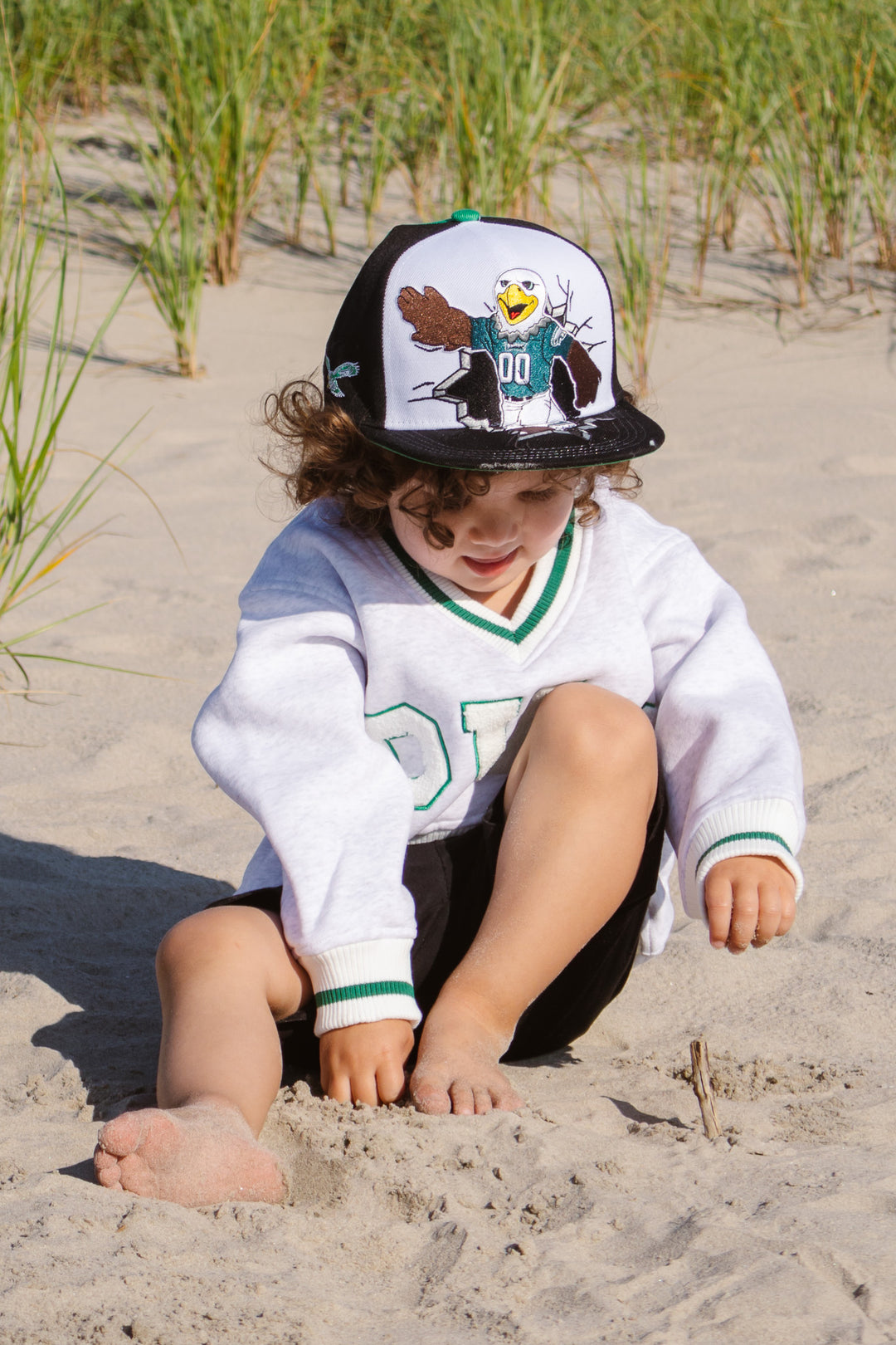 Youth White Philadelphia Eagles Team Mascot Snapback Hat